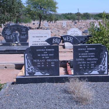 BRUWER Nicolaas Johannes 1898-1982 &amp; Sophia Johanna Jacoba LOUW 1894-1975