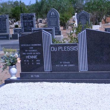 PLESSIS Hennie, du 1932-1995