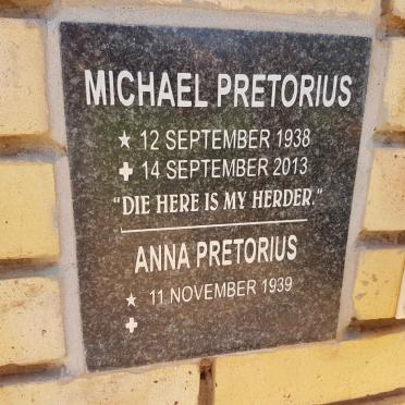 PRETORIUS Michael 1938-2013 &amp; Anna 1939-