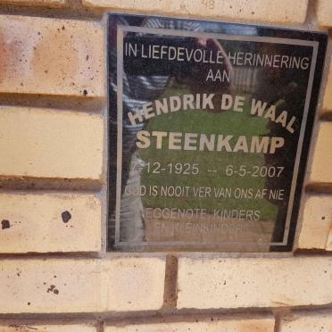 STEENKAMP Hendrik De Waal 1925-2007