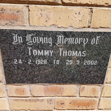 Northern Cape, KIMBERLEY, Diamantveld, NG Kerk / Methodist church, Memorial walls