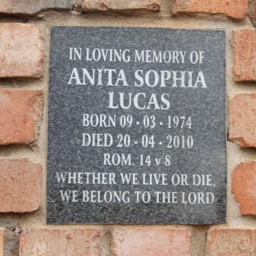LUCAS Anita Sophia 1974-2010