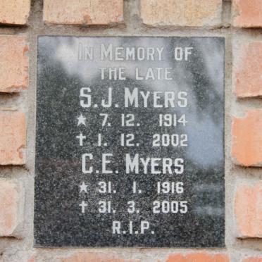 MYERS S.J. 1914-2002 &amp; C.E. 1916-2005