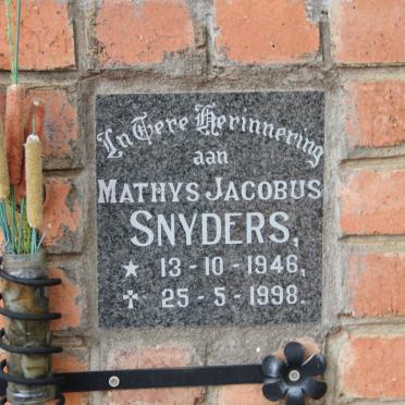 SNYDERS Mathys Jacobus 1946-1998