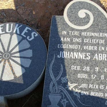 BEUKES Johannes Abraham 1923-1973 &amp; Johanna Wilhelmina ESTERHUIZEN 1919-1974 