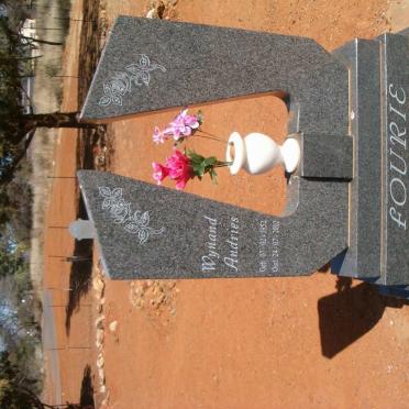 FOURIE Wynand Andries 1952-2002