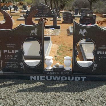 NIEUWOUDT Flip 1941-2002 &amp; Rina 1947-
