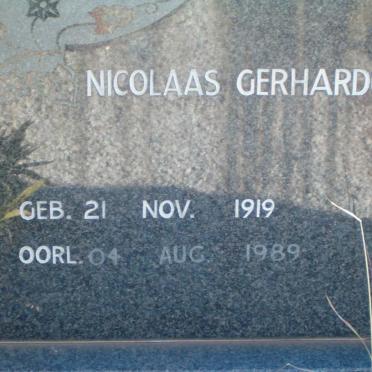 OOSTHUIZEN Nicolaas Gerhardus 1919-1989