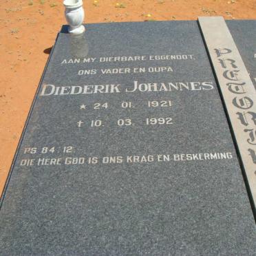 PRETORIUS Diederik Johannes 1921-1992 &amp; Martha Christina 1930- 
