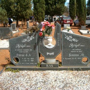 RAS Petrus J.A. 1934-1989 &amp; Susanna M. VAN STADEN 1934-