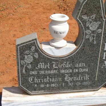 TONDER Christiaan Hendrik, van 1921-1993 &amp; Johanna Maria FOURIE 1923-1989 