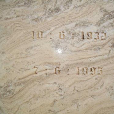 O'KENNEDY J.H.L. 1932-1995