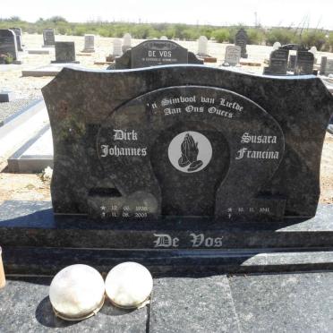 VOS Dirk Johannes, de 1936-2005 &amp; Susara Francina 1941-