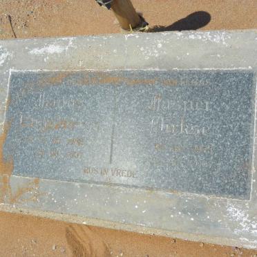 Northern Cape, NAMAQUALAND district, Richtersveld, Roadside memorial