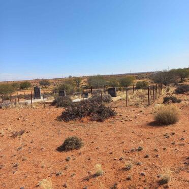 Northern Cape, NAMAQUALAND district, Dabidas 407, farm cemetery