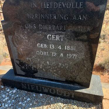 NIEUWOUDT Gert 1881-1971