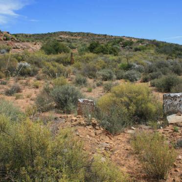 Northern Cape, NAMAQUALAND district, Kamieskroon, Ouss 463, farm cemetery_2