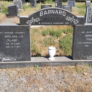 BARNARD Nicolaas J.B. 1905-1973 &amp; Sophia J. GROENEWALD 1891-