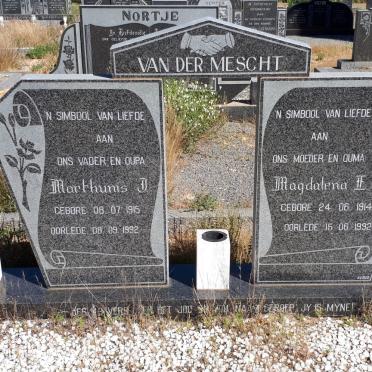 MESCHT Marthunis J., van der 1915-1992 &amp; Magdalena L. 1914-1992
