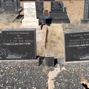 MERWE A.S.P., van der 1875-1974 &amp; Esther L. 1879-1955