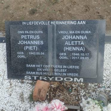 STRYDOM Petrus Johannes 1943- &amp; Johanna Aletta 1946-2017