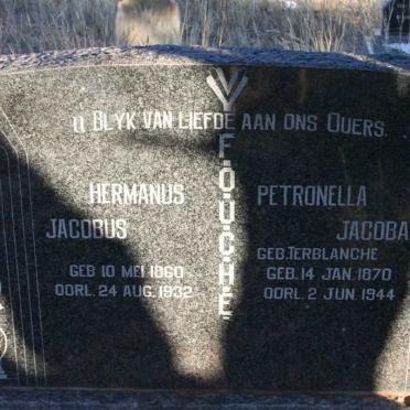 FOUCHE Hermanus Jacobus 1860-1932 &amp; Petronella Jacoba TERBLANCHE 1870-1944