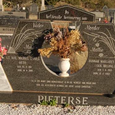 PIETERSE Michiel Daniel Otto 1911-2001 &amp; Hanna Margaret Sophia MILLING 1913-1982