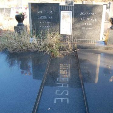 PIETERSE Johannes Lodewikus 1912-1980 &amp; Gertruida Jacomina 1909-1974