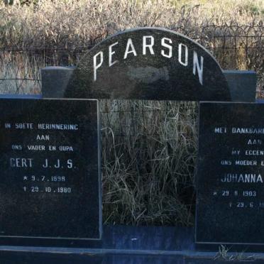 PEARSON J.J.S. 1898-1980 &amp; Johanna A.P. PEENS 1903-1979