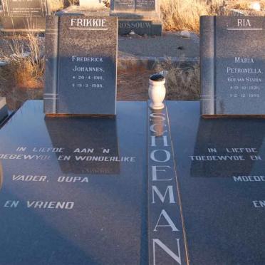 SCHOEMAN Frederick Johannes  1916-1998 &amp; Maria Petronella VAN STADEN 1926-1995