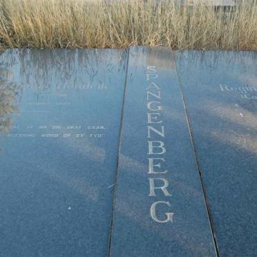 SPANGENBERG Marthinus Hendrik 1911-1990 &amp; Regina J.P. COETZEE 1916-_1