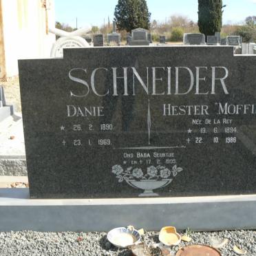SCHNEIDER Danie 1890-1969 &amp; Hester DE LA REY 1894-1986 :: SCHNEIDER Baba 1935-1935