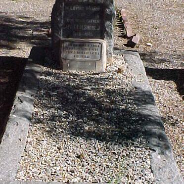 SHONE T.L.H. 1868-1945 :: SHONE Terence Morgan 1919-1994 :: SHONE Mary Agnes 1896-1986