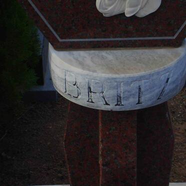 BRITZ Pierre 1959-1991 &amp; Karin DE VRIES 1962-