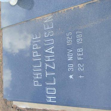 HOLTZHAUSEN Philippie 1925-1987 &amp; Rina  VENTER 1935-