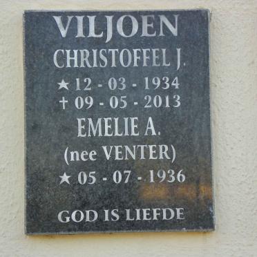 VILJOEN Christoffel J. 1934-2013 &amp; Emelie A. VENTER 1936-