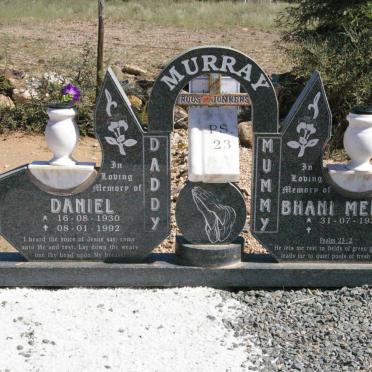 MURRAY Daniel 1930-1992 &amp; Bhani Meerah 1930-