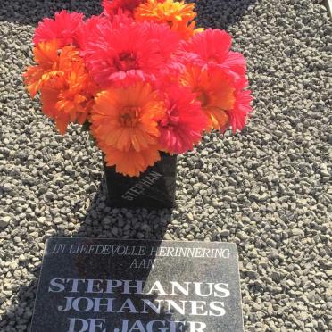 Northern Cape, RICHMOND district, Deelfontein 4_1, Voëlfontein, farm cemetery