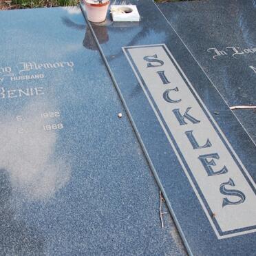 SICKLES Benie 1922-1988 &amp; Margret GREEN 1922-