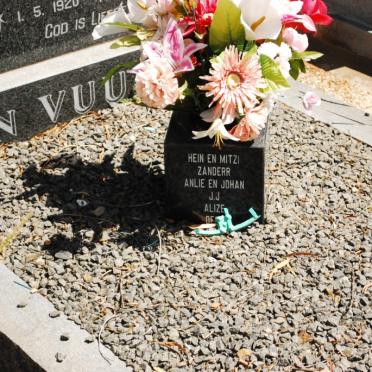 VUUREN Jan Hendrik, van 1920-1992 &amp; Irene Melville 1923-2007