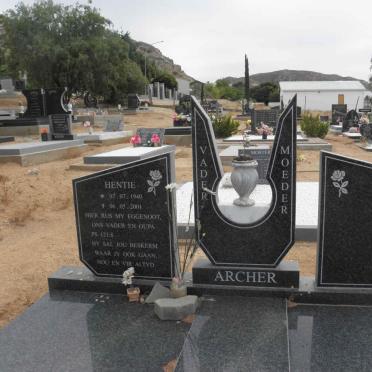 ARCHER Hentie 1940-2001