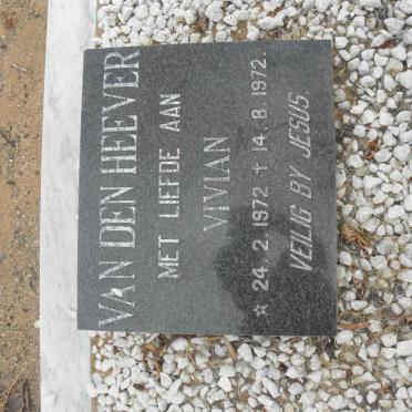 HEEVER Vivian, van den 1972-1972