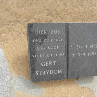 STRYDOM Gert 1932-1983