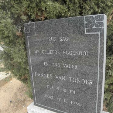 TONDER Hannes, van 1911-1974