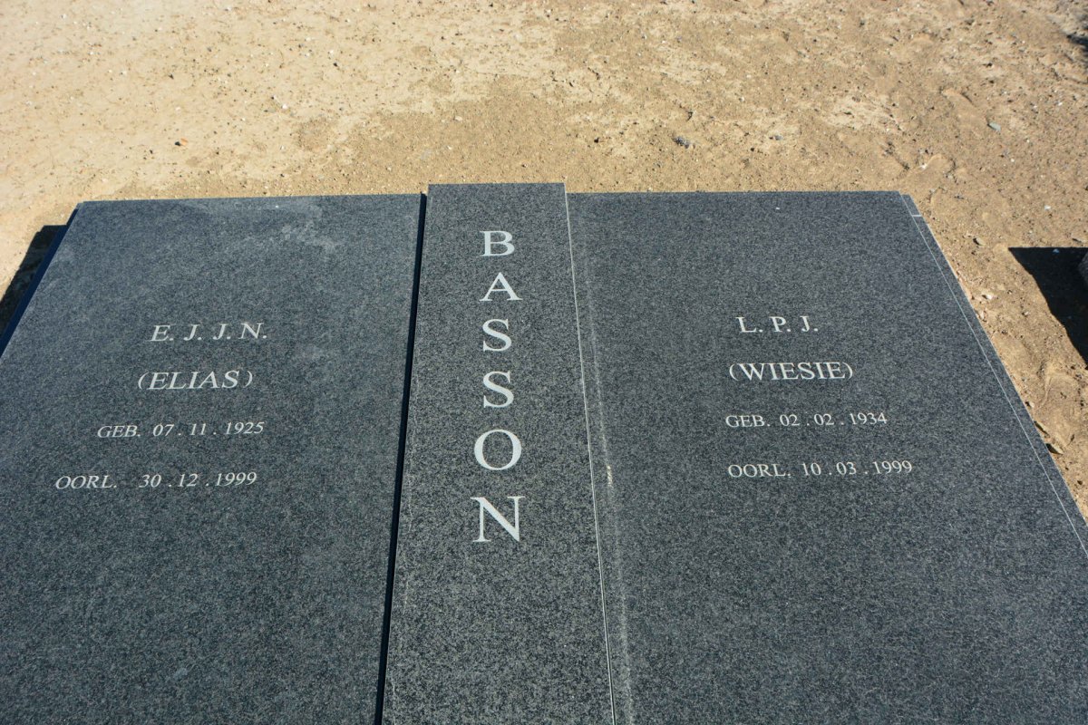 BASSON E.J.J.N. 1925-1999 &amp; L.P.J. 1934-1999