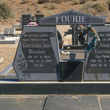 FOURIE Gottlieb Jan Hendrik 1939-1988 &amp; Johanna Elizabeth PIENAAR 1944-2014