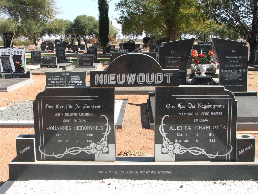 NIEUWOUDT Johannes Hieronymus 1909-1976 & Aletta Charlotta 1914-1993