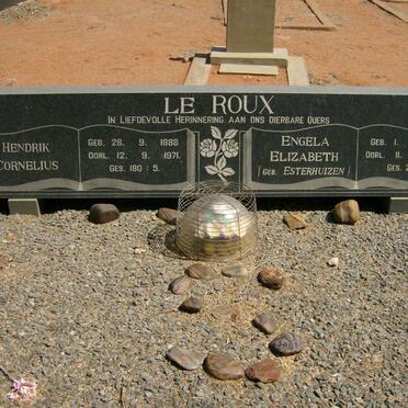 ROUX Hendrik Cornelius, le 1888-1971 &amp; Engela Elizabeth ESTERHUIZEN 1902-1959