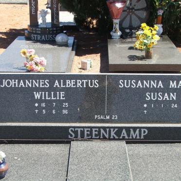 STEENKAMP Johannes Albertus 1925-1996 &amp; Susanna Maria 1924-