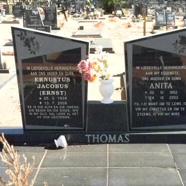 THOMAS Ernustus Jacobus 1938-2008 &amp; Anita 1952-2003